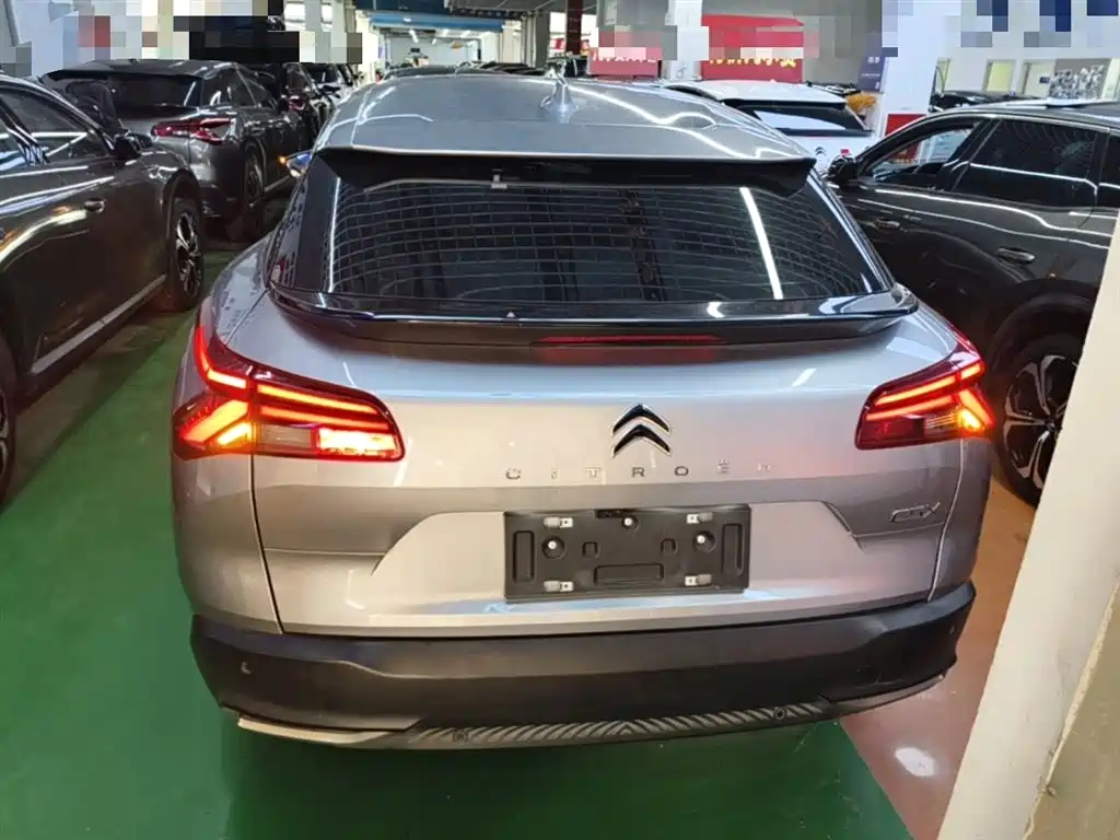 C5 X 凡尔赛C5 X 2021款 1.6 T 势不凡