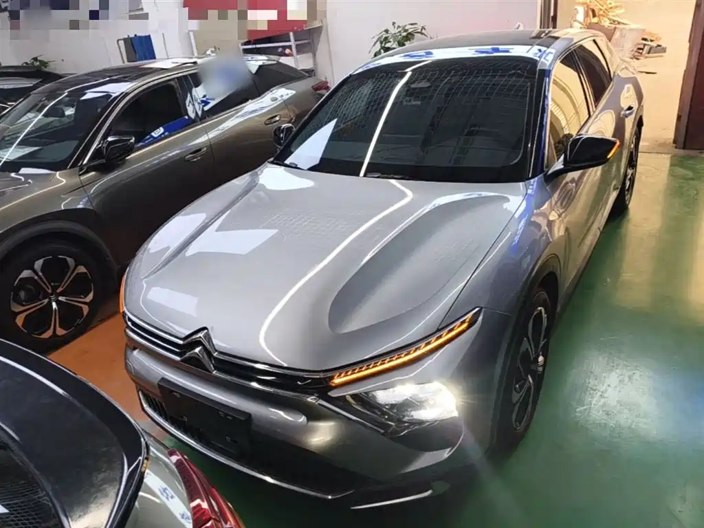 C5 X 凡尔赛C5 X 2021款 1.6 T 势不凡