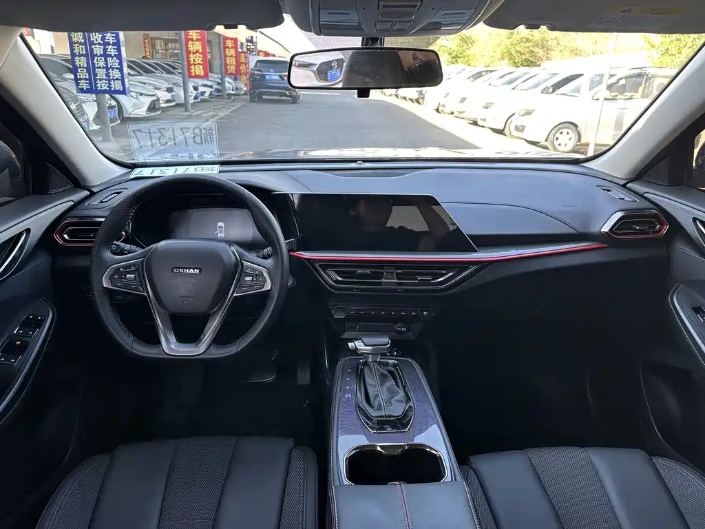 Changan Oshan X5 1.5 T DCT Flagship