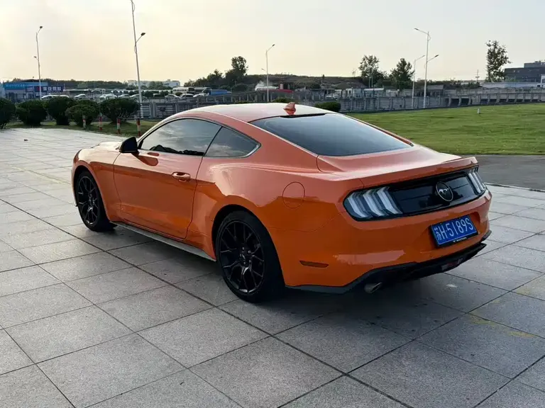 Ford Mustang 2.3 L EcoBoost