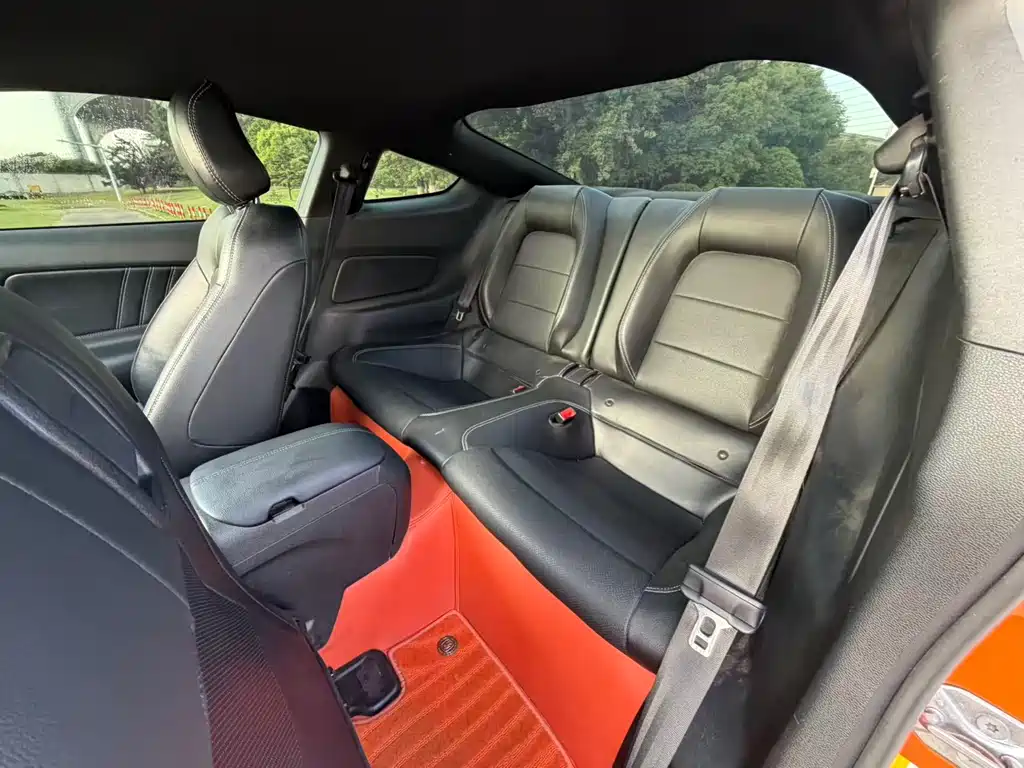 Mustang 2.3 L EcoBoost