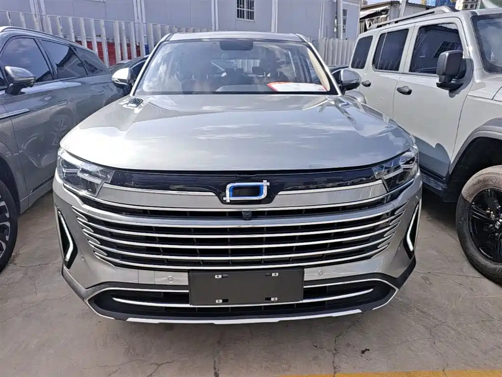 Besturn T99 2.0 T Auto Premium (6 AT)