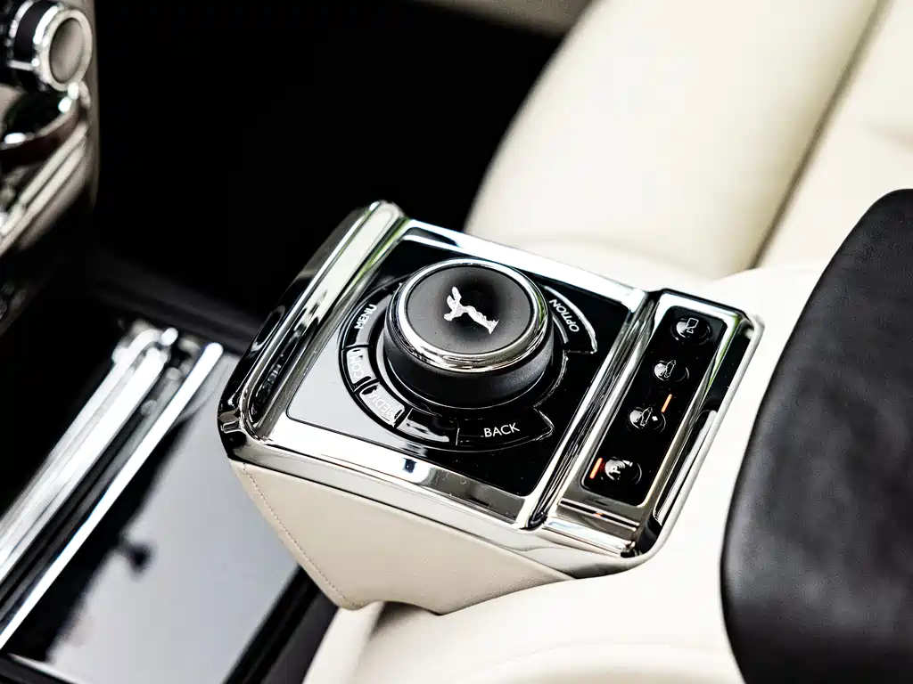 Phantom 6.7 T LWB Range