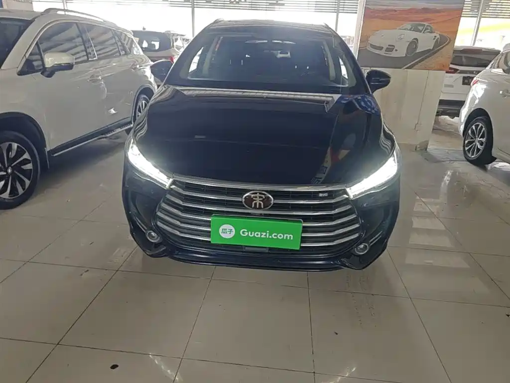 Song MAX 1.5 T Auto Connected Wise Comfort Sunroof 6-seat CN-VI