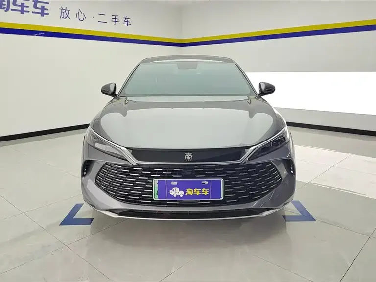 BYD Qin L DM-i 80 KM Leading