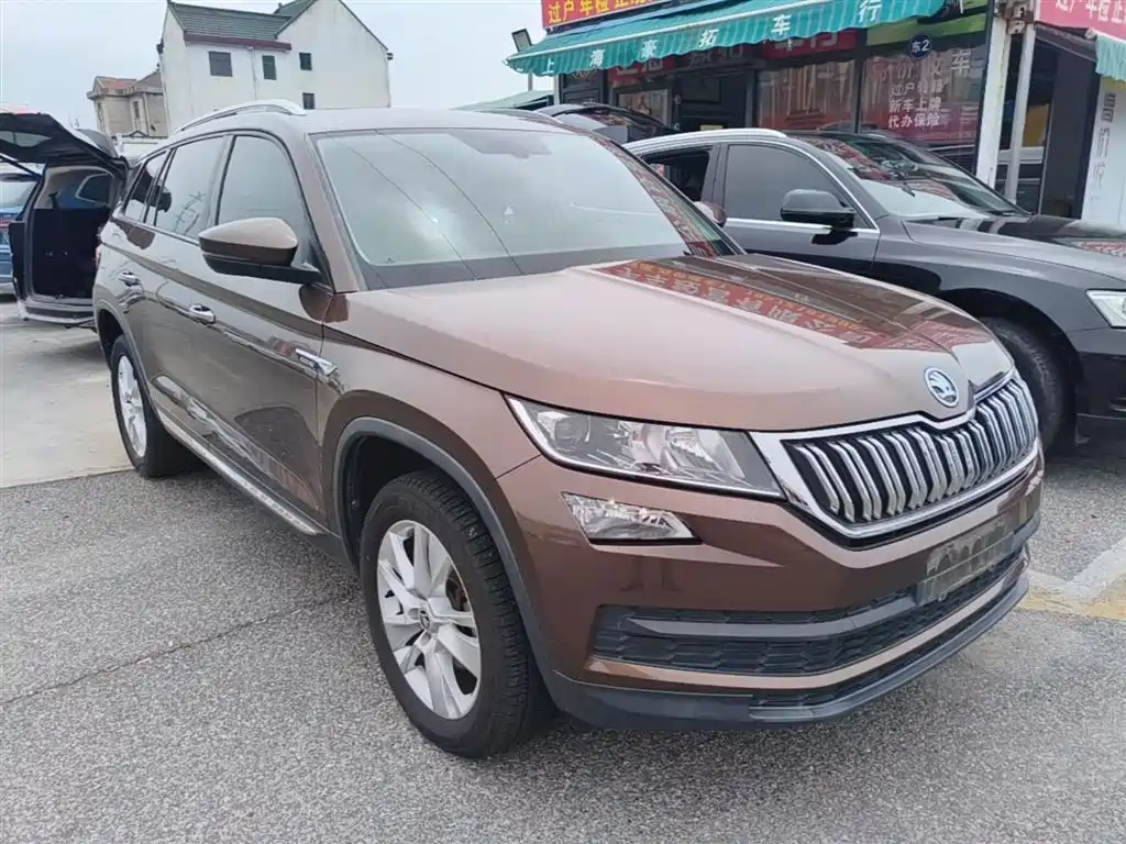 Kodiaq Facelift TSI330 5-seat 2 WD Comfort
