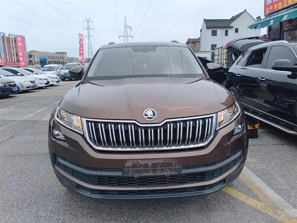 Kodiaq Facelift TSI330 5-seat 2 WD Comfort