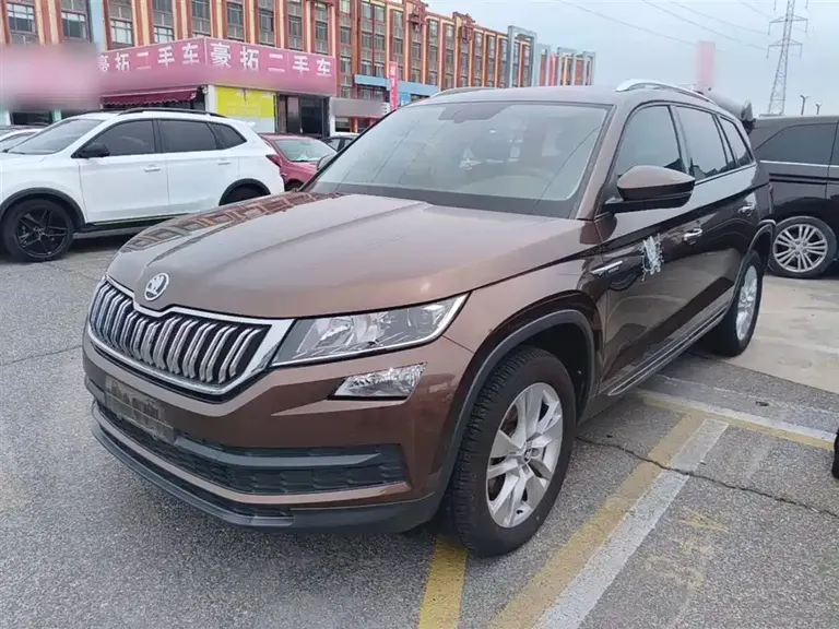 Skoda Kodiaq Facelift TSI330 5-seat 2 WD Comfort