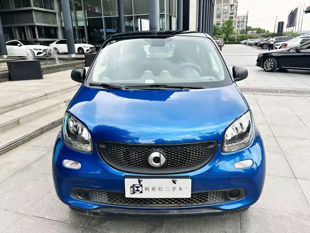 smart forfour 1.0 L 52 kW Agile