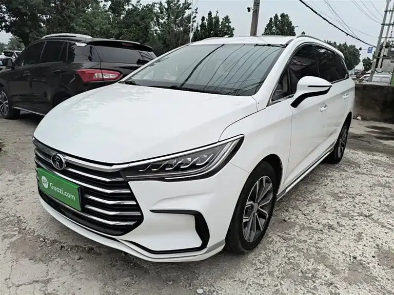 BYD Song MAX Upgraded 1.5 T Auto Luxury 7-seat
