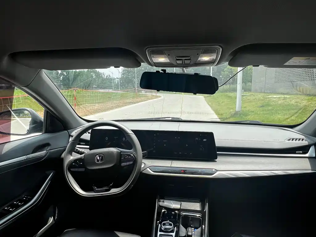 Ruicheng PLUS 1.5 T DCT Luxury