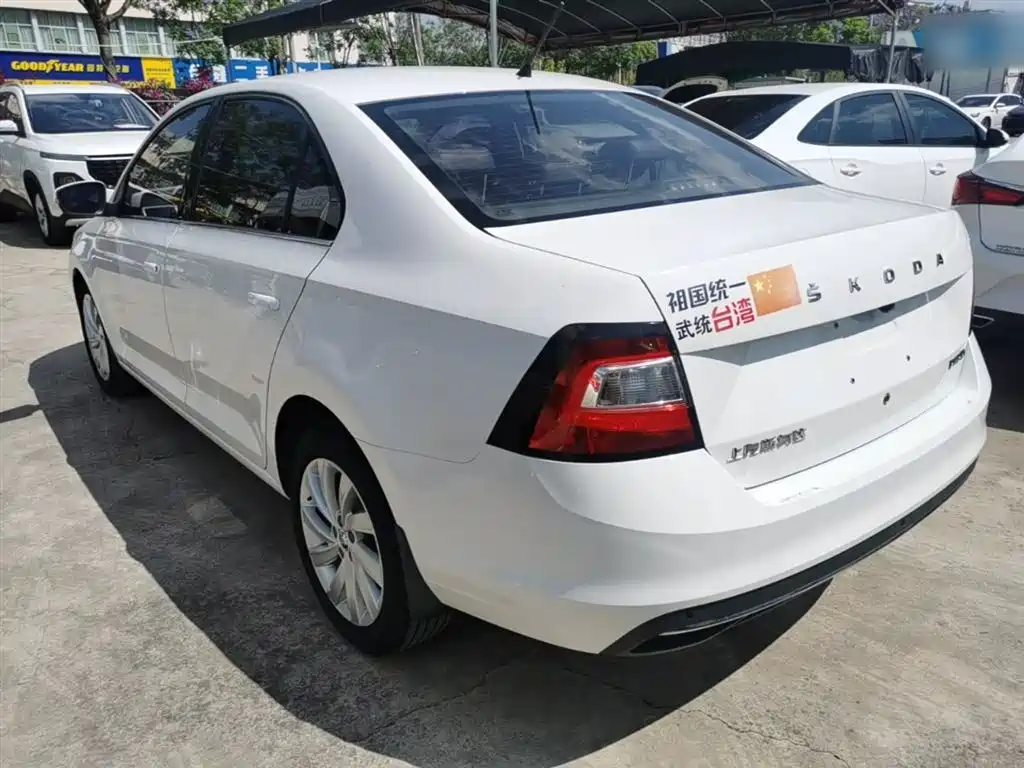 Rapid 1.5 L Manual Comfort CN-VI