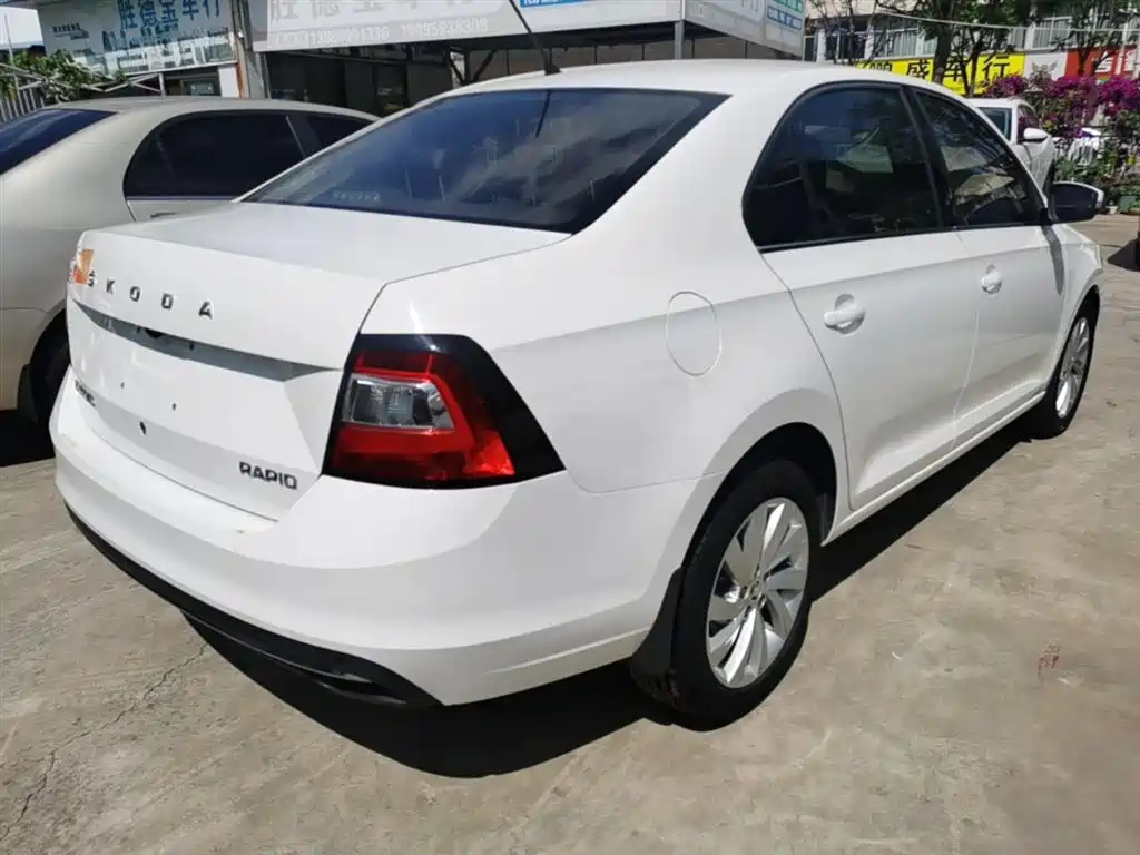 Rapid 1.5 L Manual Comfort CN-VI