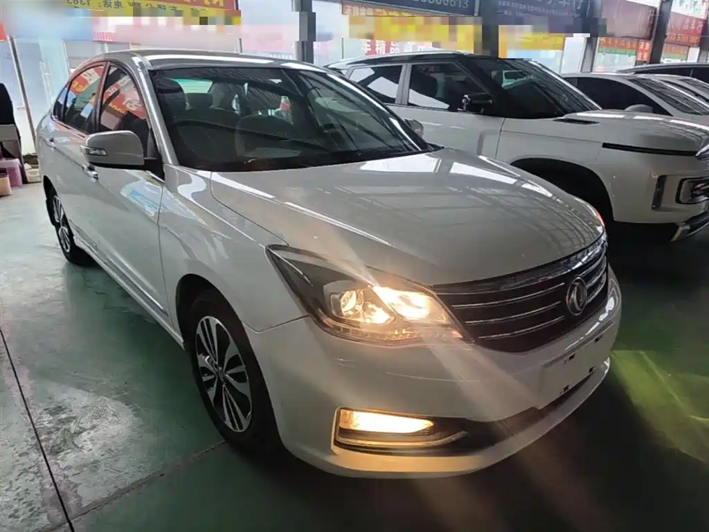 Dongfeng Fengshen A60 1.6 L Auto Luxury