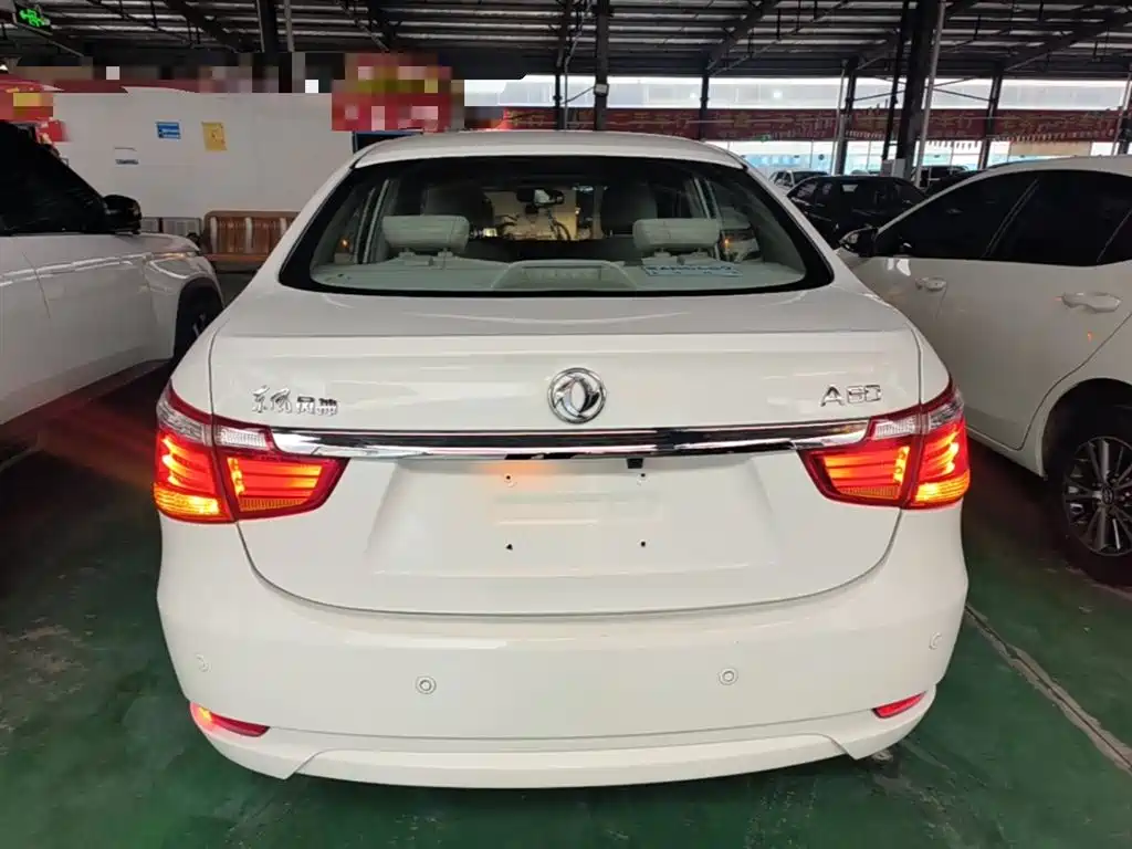Dongfeng Fengshen A60 1.6 L Auto Luxury