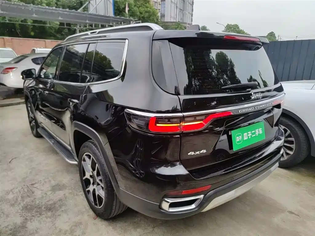 Grand Commander 2.0 T 2 WD Luxury