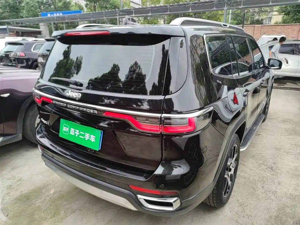 Grand Commander 2.0 T 2 WD Luxury