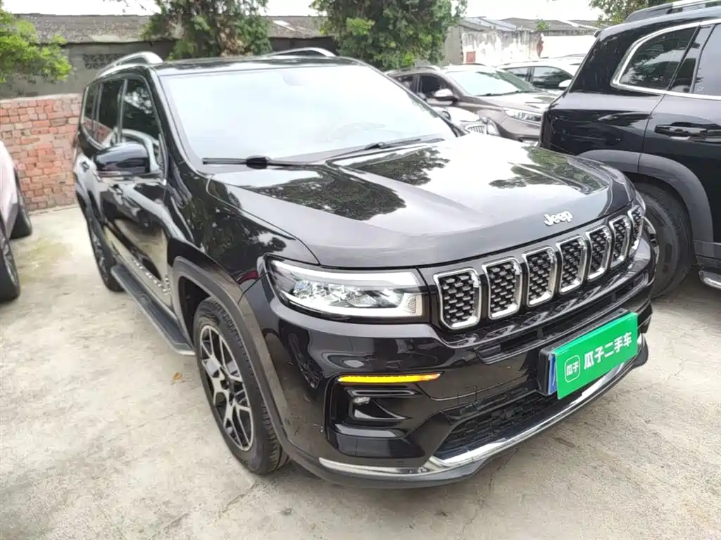 Grand Commander 2.0 T 2 WD Luxury