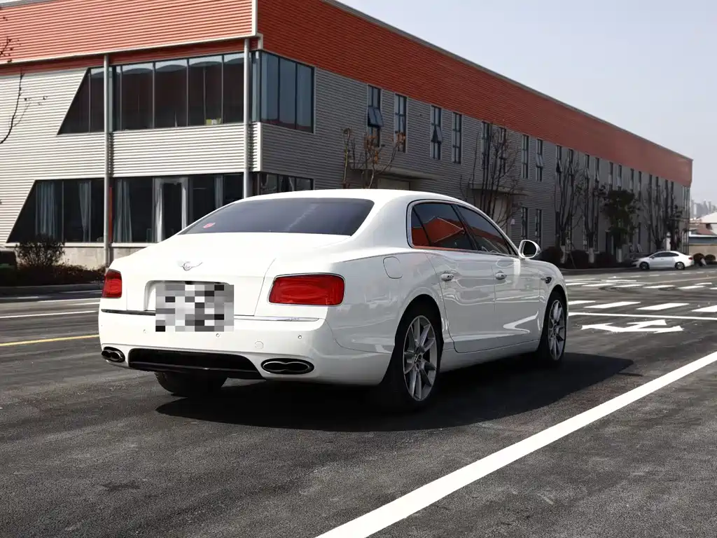 Flying Spur 4.0 T V8 S Standard