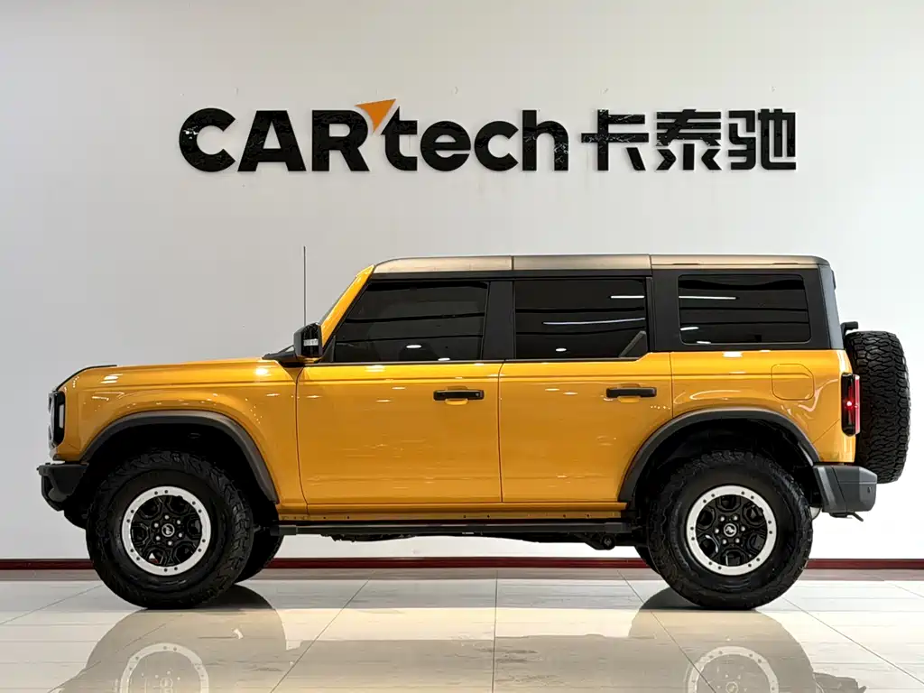 Ford Bronco 2.3 T Long Beach Bigfoot Offroad
