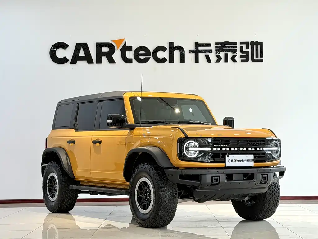 Ford Bronco 2.3 T Long Beach Bigfoot Offroad