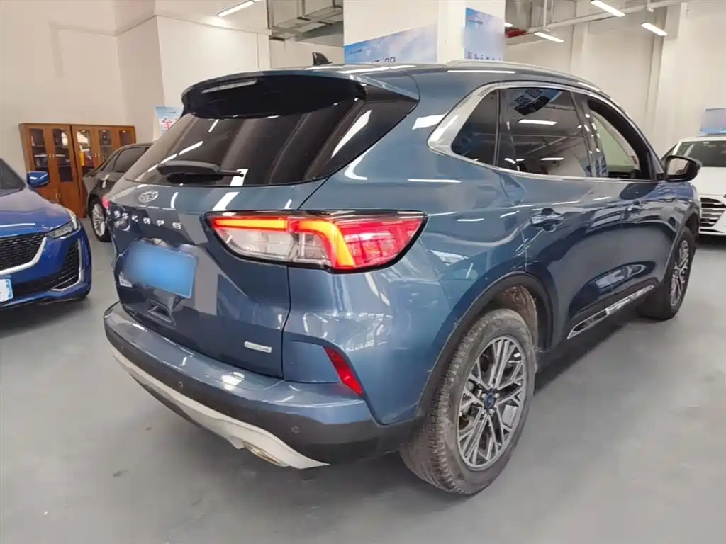 Escape EcoBoost 245 4 WD Indulge ST-LINE