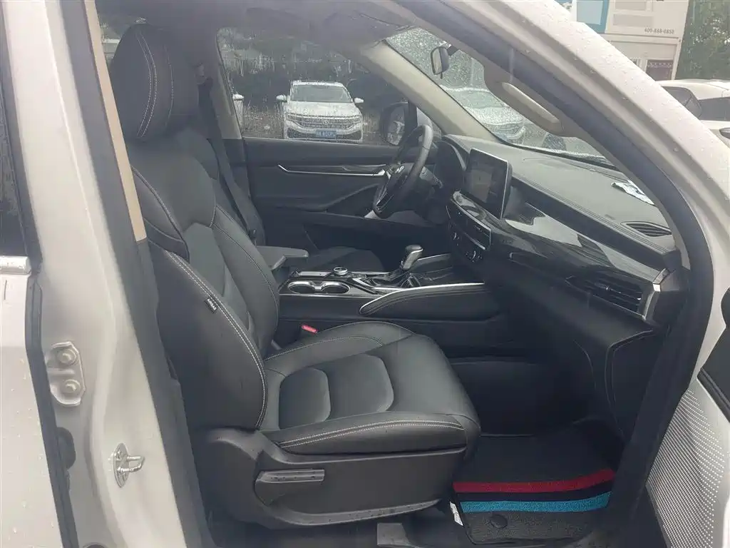Maxus D90 2.0 T Auto 4 WD Star