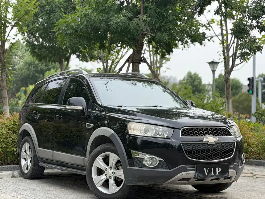 Captiva 2.4 L 4 WD Flagship 7-seat