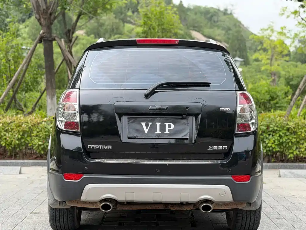 Captiva 2.4 L 4 WD Flagship 7-seat