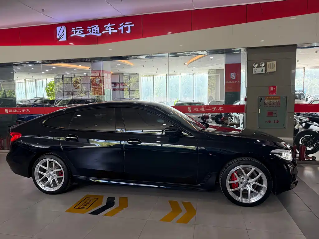 BMW 6 Series GT 640 i xDrive M Sport Package