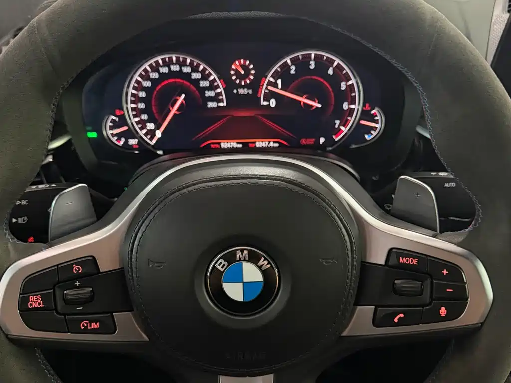 BMW 6 Series GT 640 i xDrive M Sport Package