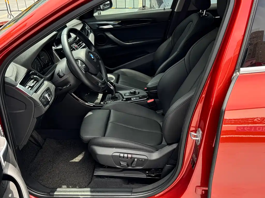 BMW X2 (Import) sDrive25 i Leading M Offroad Package CN-V