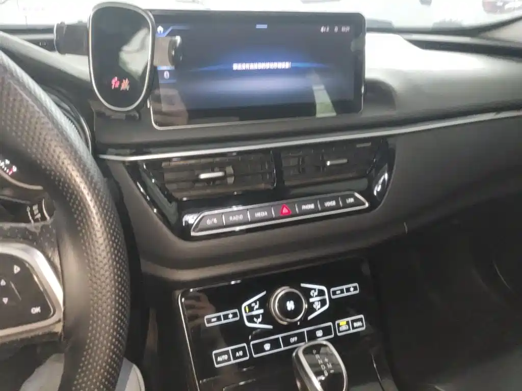 Hongqi H5 30 TD Agile