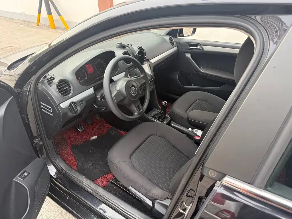 Jetta 1.6 L Manual Comfort