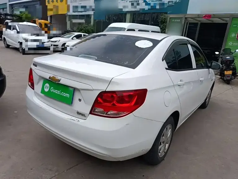Chevrolet Sail Sail 3 1.3 L Manual Comfort Sunroof