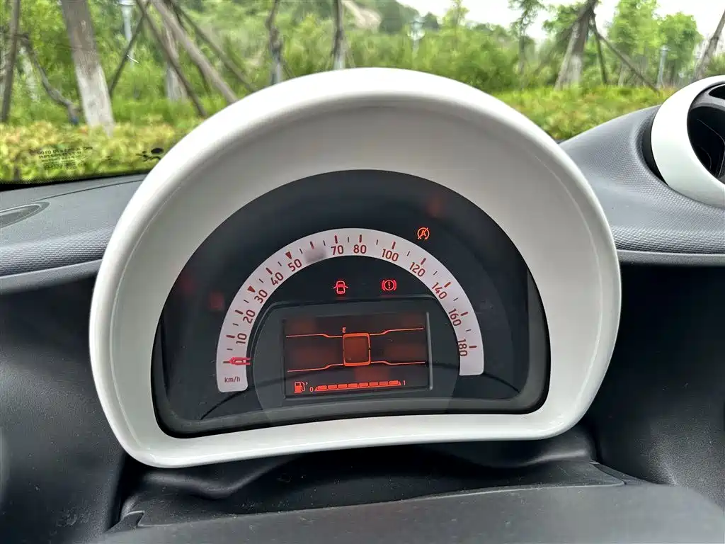 smart forfour 1.0 L 52 kW Agile