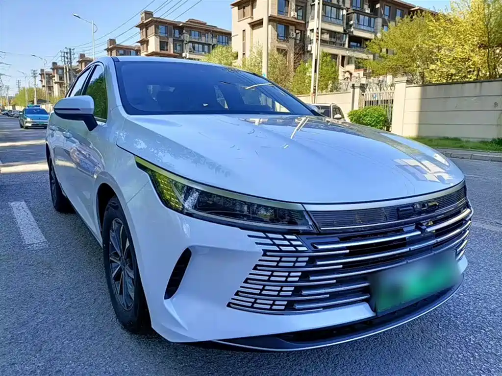 Destroyer 05 Glory DM-i 55 KM Luxury