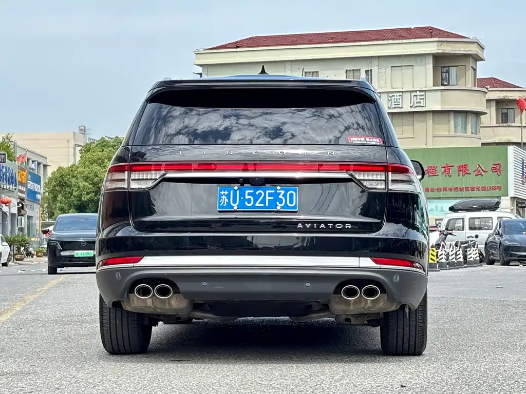 Aviator 3.0 T V6 4 WD Premium