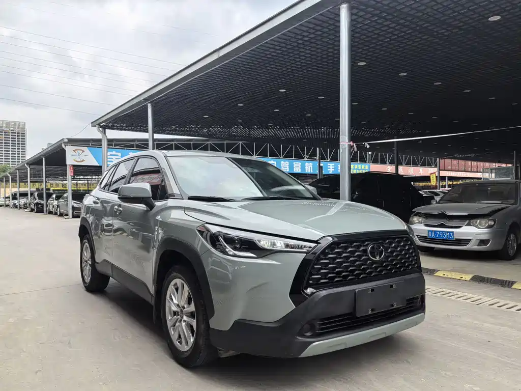 Corolla Cross 2.0 L Pioneer
