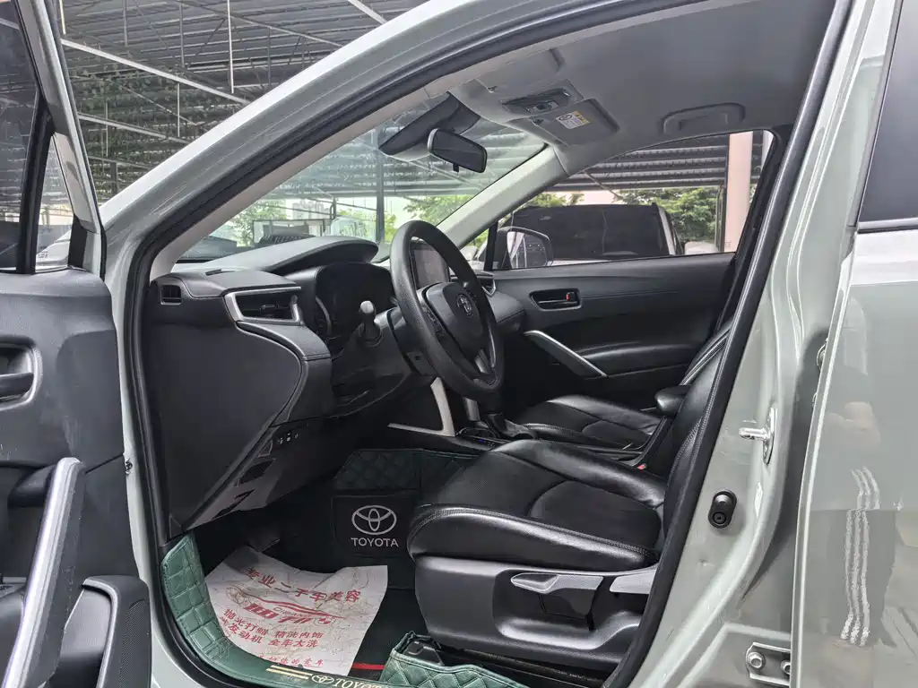 Corolla Cross 2.0 L Pioneer