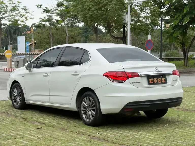 Citroën Citroen C4 L 1.8 L Smart Drive Auto Power Enjoyment