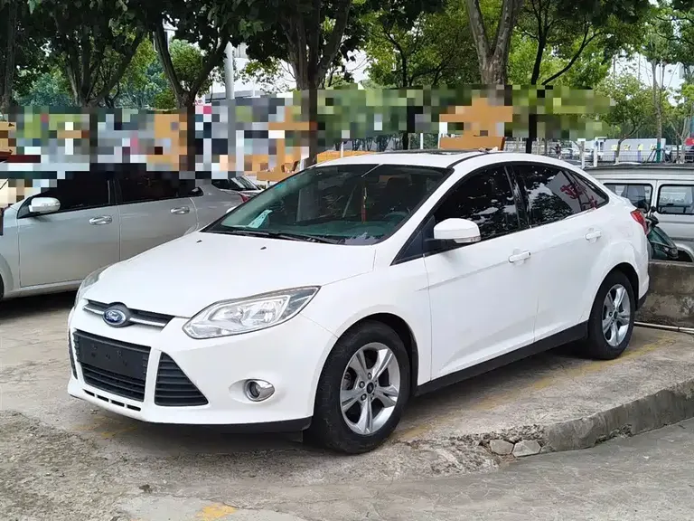 Ford Focus Sedan 1.6 L Auto Style