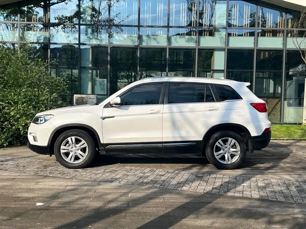 Changan CS75 1.8 T Auto Elite CN-IV