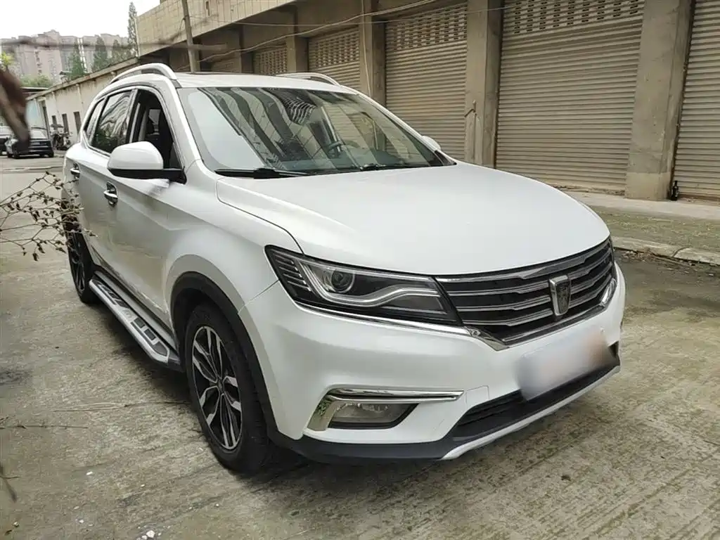 Roewe RX5 30 T 2 WD Auto Internet Smart Enjoyment