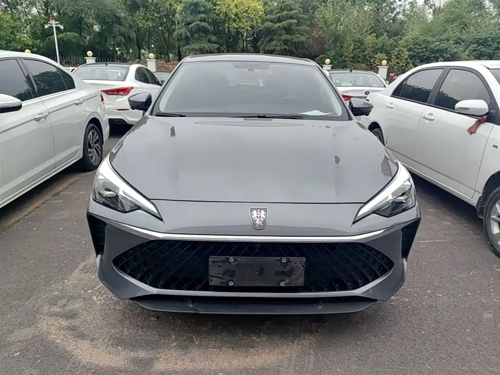 Roewe i5 1.5 L CVT Honored