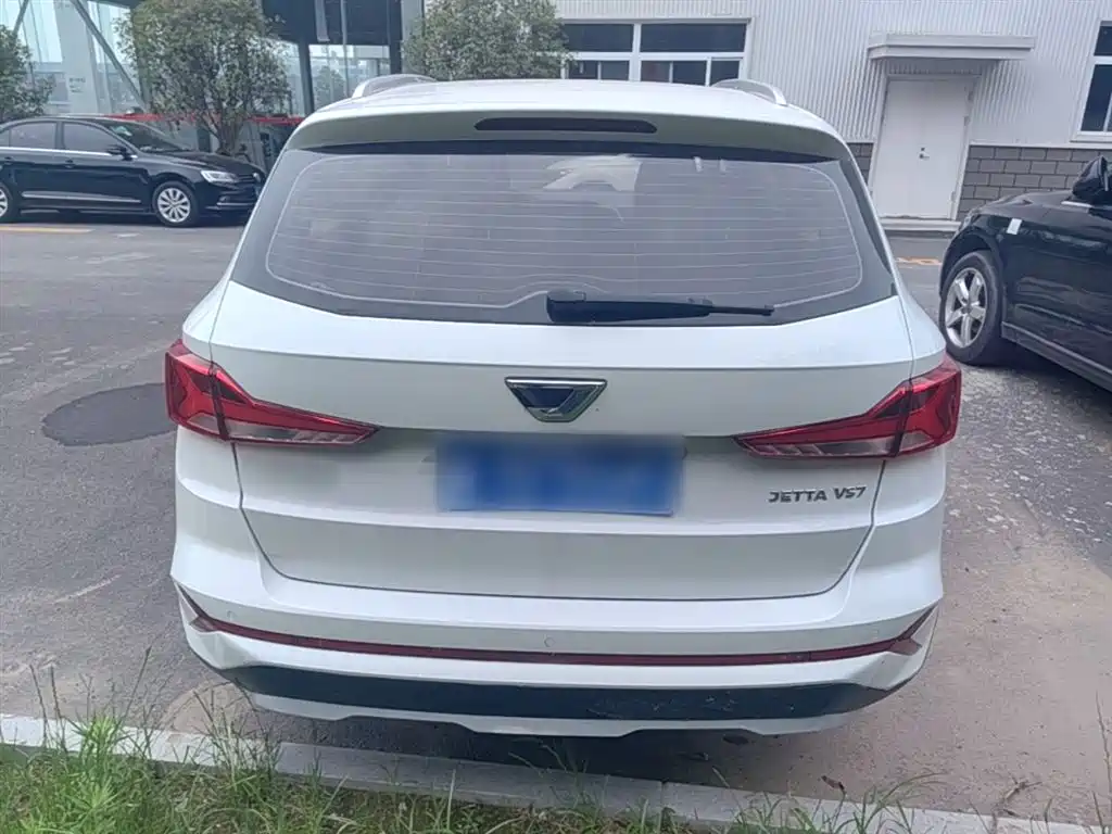 Jetta VS7 280 TSI Auto Progressive