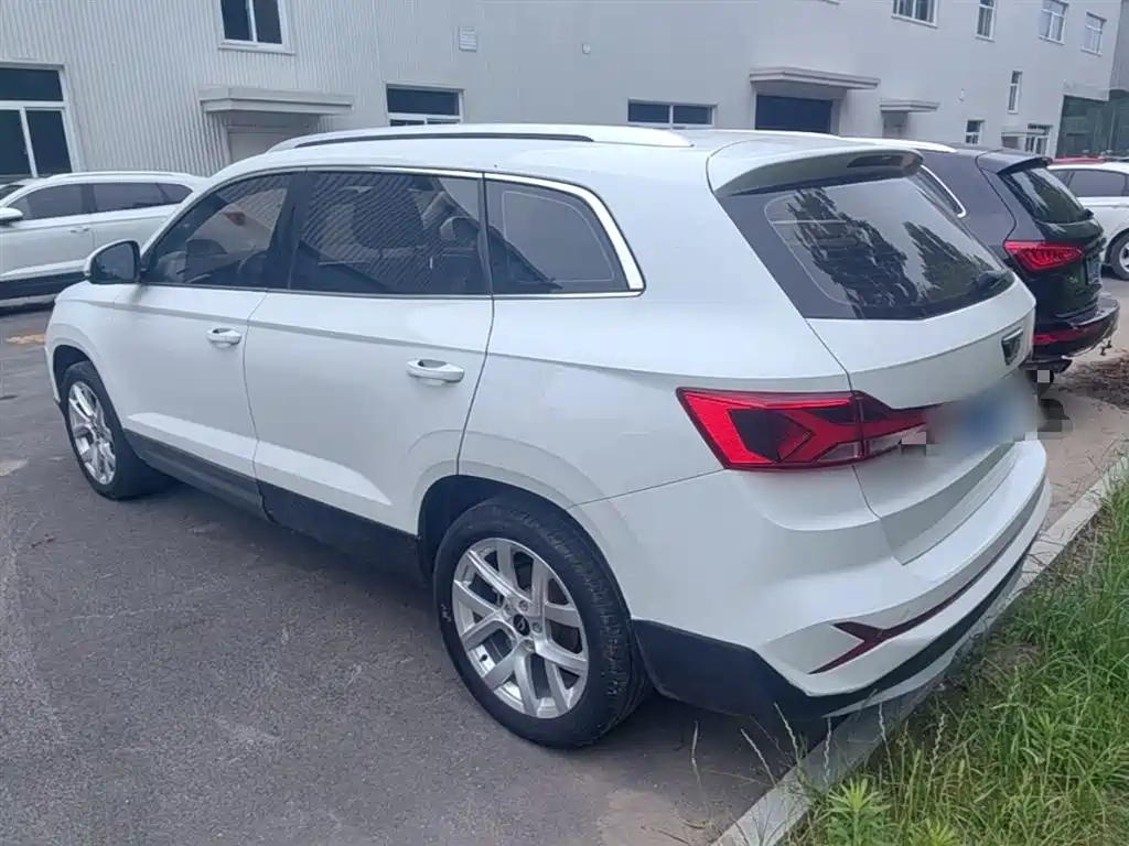 Jetta VS7 280 TSI Auto Progressive