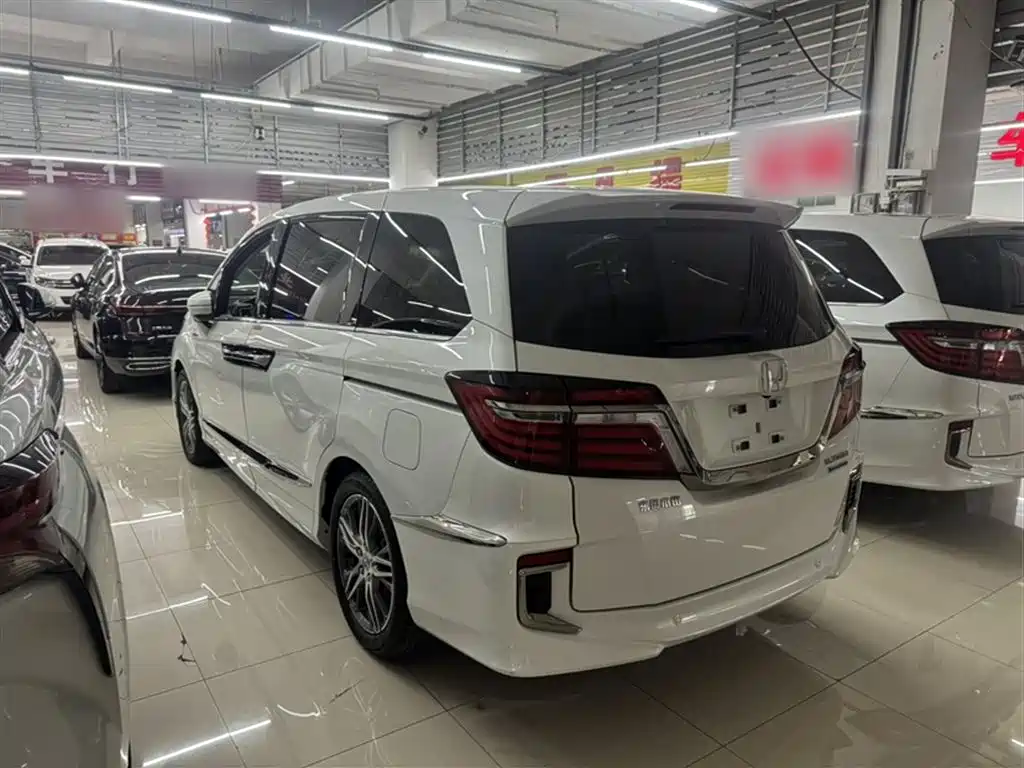 Elysion 2.0 L Hybrid Luxury
