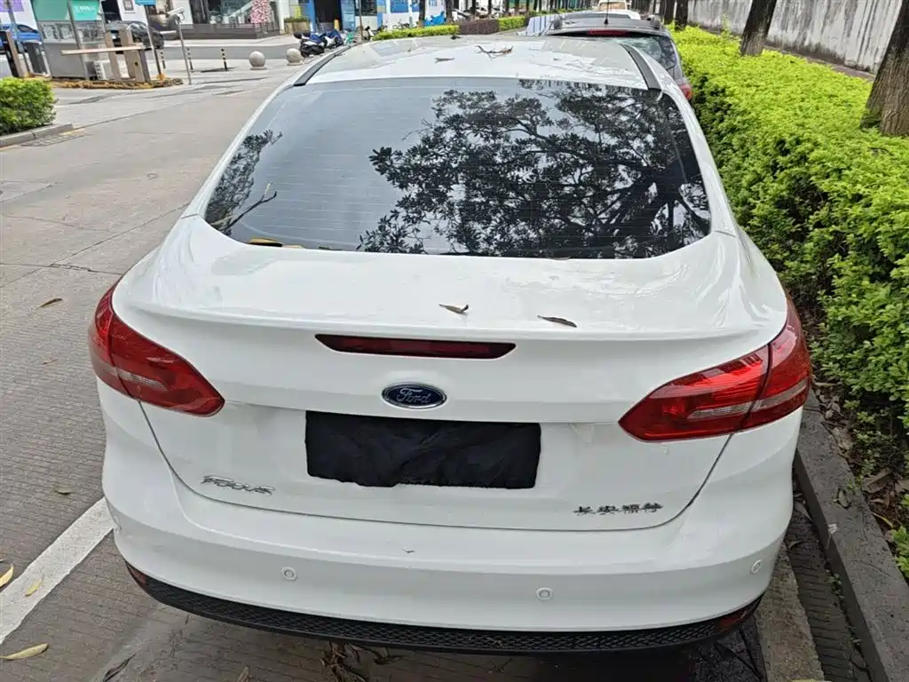Focus Sedan 1.6 L Auto Style