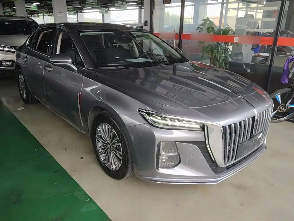 Hongqi H5 2.0 T Auto Connected Flagship Enjoyment